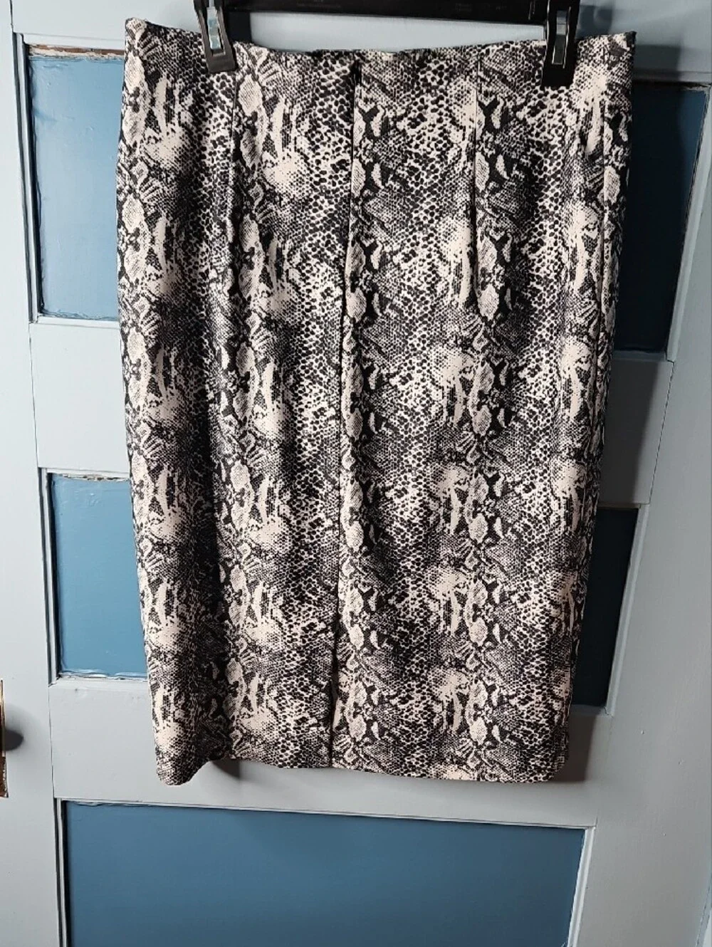Katherine Barclay Black & Cream Snake Print Pencil Skirt 10